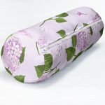 - RealHomes Özel Tasarımlı Dijital Baskılı İç Dolgulu Fermuarlı Silindir Yastık - Realhomes Renkli Zemin Üzerinde Yeşil Yapraklı Çiçek Desenli Dijital Baskılı Modern İç Dolgulu - Fermuarlı Süet Silindir Yuvarlak Yastık Kırlent Realhomes