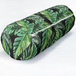 - RealHomes Özel Tasarımlı Dijital Baskılı İç Dolgulu Fermuarlı Silindir Yastık - Realhomes Siyah Zemin Üzerinde Yaprak Desenli Dijital Baskılı Modern İç Dolgulu Süet Silindir Yastık Kırlent - Bel Yastığı Realhomes