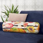 - RealHomes Özel Tasarımlı Dijital Baskılı İç Dolgulu Fermuarlı Silindir Yastık - Realhomes  Renkli Zemin Üzerinde Siyah Çizgili Bal Kabağı Desenli Dijital Baskılı Modern İç Dolgulu Süet Silindir Yastık Kırlent - Bel Yastığı Realhomes