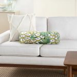 - RealHomes Özel Tasarımlı Dijital Baskılı İç Dolgulu Fermuarlı Silindir Yastık - Realhomes Beyaz Zemin Üzerinde Yeşil Puantiyeli Yaprak Desenli Dijital Baskılı Modern İç Dolgulu Fermuarlı Çok Amaçlı Silindir Yastık Kırlent Realhomes