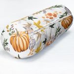 - RealHomes Özel Tasarımlı Dijital Baskılı İç Dolgulu Fermuarlı Silindir Yastık - Realhomes  Beyaz Zemin Üzerinde Bal Kabağı Desenli Dijital Baskılı Modern İç Dolgulu - Fermuarlı Süet Silindir Daire Yastık Kırlent Realhomes