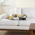 - RealHomes Özel Tasarımlı Dijital Baskılı İç Dolgulu Fermuarlı Silindir Yastık - Realhomes  Beyaz Zeminde Gold Detaylı Siyah Yaprak Desenli Modern İç Dolgulu - Fermuarlı Süet Silindir Yuvarlak Yastık Kırlent Realhomes