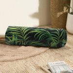 - RealHomes Özel Tasarımlı Dijital Baskılı İç Dolgulu Fermuarlı Silindir Yastık - Realhomes Siyah Zemin Üzerinde Yeşil Yaprak Desenli Dijital Baskılı Modern İç Dolgulu Yumuşak Silindir Form Yastık Kırlent Realhomes