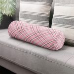 - RealHomes Özel Tasarımlı Dijital Baskılı İç Dolgulu Fermuarlı Silindir Yastık - Realhomes Renkli Zemin Üzerinde Ekose Desenli Dijital Baskılı Modern İç Dolgulu - Fermuarlı Süet Silindir Daire Yastık Kırlent Realhomes
