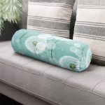 Pastel Zemin Üzerinde Beyaz Çiçek Desenli Dijital Baskılı Modern İç Dolgulu Süet Silindir Yastık Kırlent - Bel Yastığı Realhomes