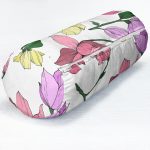 - RealHomes Özel Tasarımlı Dijital Baskılı İç Dolgulu Fermuarlı Silindir Yastık - Realhomes Beyaz Zemin Üzerinde Renkli Çiçek Desenli Dijital Baskılı Modern İç Dolgulu Fermuarlı Çok Amaçlı Silindir Yastık Kırlent Realhomes