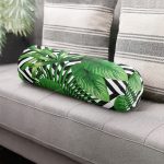 - RealHomes Özel Tasarımlı Dijital Baskılı İç Dolgulu Fermuarlı Silindir Yastık - Realhomes Geometrik Zeminde Yeşil Yaprak Desenli Dijital Baskılı Modern İç Dolgulu - Fermuarlı Süet Silindir Rulo Yastık Kırlent Realhomes