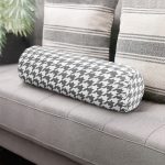 - RealHomes Özel Tasarımlı Dijital Baskılı İç Dolgulu Fermuarlı Silindir Yastık - Realhomes  Beyaz Zemin Üzerinde Gri Ekose Desenli Dijital Baskılı Modern İç Dolgulu - Fermuarlı Süet Berjer Silindir Yastık Kırlent Realhomes