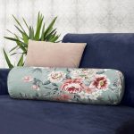 - RealHomes Özel Tasarımlı Dijital Baskılı İç Dolgulu Fermuarlı Silindir Yastık - Realhomes Renkli Zemin Üzerinde Çiçek Desenli Dijital Baskılı Modern İç Dolgulu - Fermuarlı Süet Silindir Rulo Yastık Kırlent Realhomes