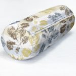 - RealHomes Özel Tasarımlı Dijital Baskılı İç Dolgulu Fermuarlı Silindir Yastık - Realhomes Beyaz Zemin Üzerinde Renkli Yaprak Desenli Dijital Baskılı Modern İç Dolgulu - Fermuarlı Süet Silindir Yuvarlak Yastık Kırlent Realhomes