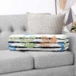 - RealHomes Özel Tasarımlı Dijital Baskılı İç Dolgulu Fermuarlı Silindir Yastık - Realhomes Beyaz Zemin Üzerinde Renkli Yaprak Desenli Dijital Baskılı Modern İç Dolgulu Yumuşak Silindir Form Yastık Kırlent Realhomes