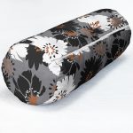 - RealHomes Özel Tasarımlı Dijital Baskılı İç Dolgulu Fermuarlı Silindir Yastık - Realhomes Renkli Zemin Üzerinde Siyah Beyaz Çiçek Desenli Dijital Baskılı Modern İç Dolgulu Fermuarlı Çok Amaçlı Silindir Yastık Kırlent Realhomes