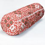 - RealHomes Özel Tasarımlı Dijital Baskılı İç Dolgulu Fermuarlı Silindir Yastık - Realhomes Beyaz Zemin Üzerinde Çini Desenli Dijital Baskılı Modern İç Dolgulu Yumuşak Silindir Form Yastık Kırlent Realhomes