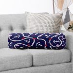 Renkli Zemin Üzerinde Çapa Ve Halat Desenli Dijital Baskılı Modern İç Dolgulu - Fermuarlı Süet Silindir Rulo Yastık Kırlent Realhomes