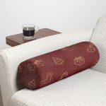 Renkli Zeminde Gold Detaylı Yılbaşı Çorabı Desenli Dijital Baskılı Modern İç Dolgulu Süet Silindir Yastık Kırlent - Bel Yastığı Realhomes