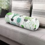 - RealHomes Özel Tasarımlı Dijital Baskılı İç Dolgulu Fermuarlı Silindir Yastık - Realhomes  Beyaz Zemin Üzerinde Yeşil Kaktüs Desenli Dijital Baskılı Modern İç Dolgulu Süet Silindir Yastık Kırlent - Bel Yastığı Realhomes