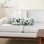 - RealHomes Özel Tasarımlı Dijital Baskılı İç Dolgulu Fermuarlı Silindir Yastık - Realhomes Renkli Zemin Üzerinde Kaktüs Desenli Dijital Baskılı Modern İç Dolgulu Fermuarlı Çok Amaçlı Silindir Yastık Kırlent Realhomes