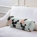 - RealHomes Özel Tasarımlı Dijital Baskılı İç Dolgulu Fermuarlı Silindir Yastık - Realhomes Renkli Zemin Üzerinde Yaprak Desenli Dijital Baskılı Modern İç Dolgulu Yumuşak Silindir Form Yastık Kırlent Realhomes