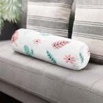 - RealHomes Özel Tasarımlı Dijital Baskılı İç Dolgulu Fermuarlı Silindir Yastık - Realhomes Beyaz Zemin Üzerinde Renkli Yaprak Desenli Dijital Baskılı Modern İç Dolgulu Yumuşak Silindir Form Yastık Kırlent Realhomes