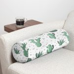 Beyaz Zemin Üzerinde Renkli Kaktüs Desenli Dijital Baskılı Modern İç Dolgulu - Fermuarlı Süet Silindir Daire Yastık Kırlent Realhomes