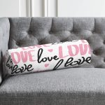 - RealHomes Özel Tasarımlı Dijital Baskılı İç Dolgulu Fermuarlı Silindir Yastık - Realhomes  Sevgililer Günü Temalı Özel Tasarım Dijital Baskılı Modern İç Dolgulu Süet Silindir Yastık Kırlent - Bel Yastığı Realhomes