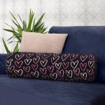 - RealHomes Özel Tasarımlı Dijital Baskılı İç Dolgulu Fermuarlı Silindir Yastık - Realhomes  Sevgililer Günü Temalı Özel Tasarım Dijital Baskılı Modern İç Dolgulu Fermuarlı Çok Amaçlı Silindir Yastık Kırlent Realhomes