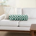 - RealHomes Özel Tasarımlı Dijital Baskılı İç Dolgulu Fermuarlı Silindir Yastık - Realhomes  Yeşil Geometrik Çizimli Dijital Baskılı Dekoratif İç Dolgulu - Fermuarlı Süet Silindir Daire Yastık Kırlent Realhomes