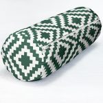 - RealHomes Özel Tasarımlı Dijital Baskılı İç Dolgulu Fermuarlı Silindir Yastık - Realhomes  Yeşil Geometrik Çizimli Dijital Baskılı Dekoratif İç Dolgulu - Fermuarlı Süet Silindir Daire Yastık Kırlent Realhomes