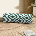 - RealHomes Özel Tasarımlı Dijital Baskılı İç Dolgulu Fermuarlı Silindir Yastık - Realhomes  Yeşil Geometrik Çizimli Dijital Baskılı Dekoratif İç Dolgulu - Fermuarlı Süet Silindir Daire Yastık Kırlent Realhomes