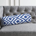 Lacivert Geometrik Çizimli Dijital Baskılı Modern İç Dolgulu Yumuşak Silindir Form Yastık Kırlent Realhomes