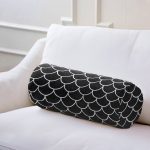 - RealHomes Özel Tasarımlı Dijital Baskılı İç Dolgulu Fermuarlı Silindir Yastık - Realhomes  Siyah Pul Tasarımlı Dijital Baskılı Modern İç Dolgulu Süet Silindir Yastık Kırlent - Bel Yastığı Realhomes