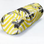 - RealHomes Özel Tasarımlı Dijital Baskılı İç Dolgulu Fermuarlı Silindir Yastık - Realhomes  Flamingo Desenli Dijital Baskılı İç Dolgulu - Fermuarlı Süet Silindir Daire Yastık Kırlent Realhomes