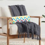 - RealHomes Özel Tasarımlı Dijital Baskılı İç Dolgulu Fermuarlı Silindir Yastık - Realhomes Renkli Geometrik Çizimli Dijital Baskılı İç Dolgulu Fermuarlı Çok Amaçlı Silindir Yastık Kırlent Realhomes