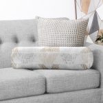 Geometrik Üçgen Tasarımlı Dekoratif İç Dolgulu - Fermuarlı Süet Silindir Rulo Yastık Kırlent Realhomes