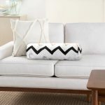 - RealHomes Özel Tasarımlı Dijital Baskılı İç Dolgulu Fermuarlı Silindir Yastık - Realhomes Mermer Zemin Geometrik Zigzag Tasarımlı İç Dolgulu - Fermuarlı Süet Silindir Rulo Yastık Kırlent Realhomes