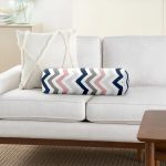 Renkli Zigzag Motifli Özel Tasarım Dekoratif İç Dolgulu Süet Silindir Yastık Kırlent - Bel Yastığı Realhomes