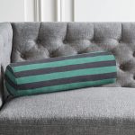 - RealHomes Özel Tasarımlı Dijital Baskılı İç Dolgulu Fermuarlı Silindir Yastık - Realhomes Yeşil & Lacivert Düz Çizgili Özel Tasarım İç Dolgulu - Fermuarlı Süet Silindir Rulo Yastık Kırlent Realhomes