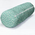 - RealHomes Özel Tasarımlı Dijital Baskılı İç Dolgulu Fermuarlı Silindir Yastık - Realhomes Yeşil Zemin Krem Puantiyeli Modern İç Dolgulu - Fermuarlı Süet Berjer Silindir Yastık Kırlent Realhomes