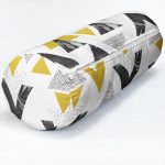 - RealHomes Özel Tasarımlı Dijital Baskılı İç Dolgulu Fermuarlı Silindir Yastık - Realhomes  Mermer Detaylı Siyah Beyaz Geometrik Motifli Modern İç Dolgulu - Fermuarlı Süet Silindir Rulo Yastık Kırlent Realhomes