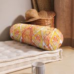 - RealHomes Özel Tasarımlı Dijital Baskılı İç Dolgulu Fermuarlı Silindir Yastık - Realhomes Turuncu Damask Tasarımlı Dijital Baskılı Dekoratif İç Dolgulu - Fermuarlı Süet Berjer Silindir Yastık Kırlent Realhomes