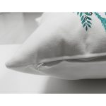 Çift Taraflı Mavi Çelenkli Sincap Motifli Dijital Baskılı Modern Süet Yastık Kırlent Kılıfı Realhomes