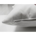 - Suet-K10037-Gorsel-2 - Realhomes Çift Taraflı Beyaz Zemin Pembe & Mavi Kelebek Motifli Dijital Baskılı Modern Süet Yastık Kırlent Kılıfı Realhomes