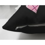 Çift Taraflı Siyah Zemin Pembe Kurdele Tasarımlı Dijital Baskılı Dekoratif Süet Yastık Kırlent Kılıfı Realhomes