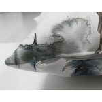 - Suet-K10121-Gorsel-2 - Realhomes Çift Taraflı Kar Zeminli Geyik & Çam Ağacı Tasarımlı Dijital Baskılı Dekoratif Süet Yastık Kırlent Kılıfı Realhomes