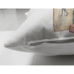 - Suet-K10169-Gorsel-2 - Realhomes Çift Taraflı Çam Ağacı Altında Hediye Paketleri Özel Tasarım Dijital Baskılı Dekoratif Süet Yastık Kırlent Kılıfı Realhomes