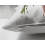 - Suet-K10184-Gorsel-2 - Realhomes Çift Taraflı Özel Tasarım Kurdeleli Kozalak Motifli Dijital Baskılı Dekoratif Süet Yastık Kırlent Kılıfı Realhomes