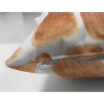 Çift Taraflı Zürafa Benekli Özel Tasarım Dijital Baskılı Dekoratif Süet Yastık Kırlent Kılıfı Realhomes