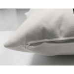 - Suet-K10218-Gorsel-2 - Realhomes Çift Taraflı Krem Zemin Sade Kaktüs Motifli Dijital Baskılı Dekoratif Süet Yastık Kırlent Kılıfı Realhomes