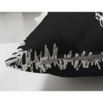 Çift Taraflı Siyah Beyaz Kozalak Motifli Dijital Baskılı Dekoratif Süet Yastık Kırlent Kılıfı Realhomes