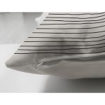 - Suet-K10308-Gorsel-2 - Realhomes Çift Taraflı Soyut Tarzda Onedraw Çizimli Dijital Baskılı Dekoratif Süet Yastık Kırlent Kılıfı Realhomes